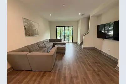 4810 W McElroy Avenue W #2, Tampa, FL 33611 - Photo 5