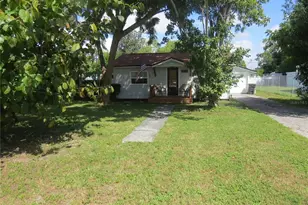 4641 41st Ave N, Saint Petersburg, FL 33714 - Photo 5