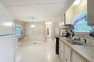 19962 Ruth St, Brooksville, FL 34601 - Photo 15