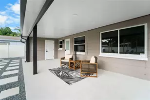 4220 19th St N, Saint Petersburg, FL 33714 - Photo 7