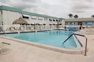 5357 81st St N, Saint Petersburg, FL 33709 - Photo 23