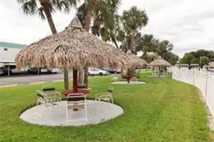 5357 81st St N, Saint Petersburg, FL 33709 - Photo 27