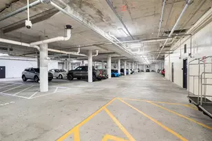 200 4th Ave S, Saint Petersburg, FL 33701 - Photo 29