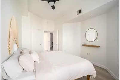 200 4th Avenue S #425, Saint Petersburg, FL 33701 - Photo 15