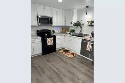 341 Pine Tree Road, Venice, FL 34293 - Photo 7