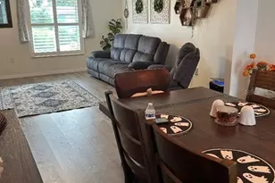 341 Pine Tree Rd, Venice, FL 34293 - Photo 9