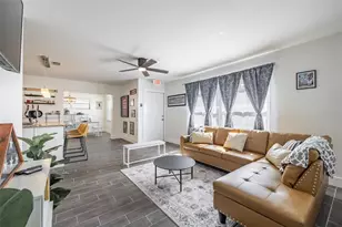 5616 Halifax Dr, Tampa, FL 33615 - Photo 3