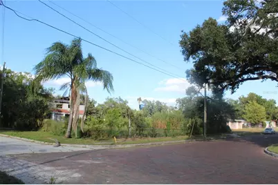 414 E Emily Street, Tampa, FL 33603 - Photo 17