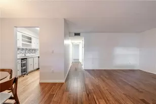 1708 Belleair Forest Dr, Belleair, FL 33756 - Photo 15