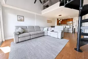 2400 Feather Sound Dr, Clearwater, FL 33762 - Photo 3