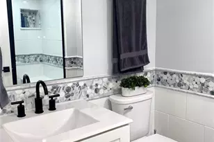 2400 Feather Sound Dr, Clearwater, FL 33762 - Photo 15