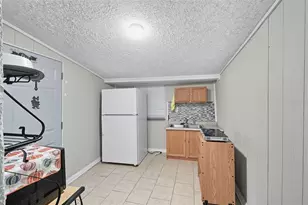 10213 Explorer Ct, Tampa, FL 33615 - Photo 17