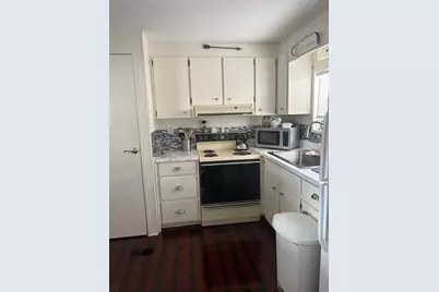 8300 Seminole Boulevard #229, Seminole, FL 33772 - Photo 5