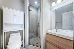 5196 Beach Dr SE, Saint Petersburg, FL 33705 - Photo 25