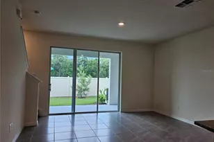 11115 Crescent Deer Dr, Land O Lakes, FL 34638 - Photo 5
