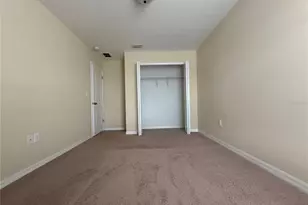 1227 Ballard Green Pl, Brandon, FL 33511 - Photo 23