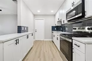 8014 Sane Pl, Tampa, FL 33610 - Photo 15