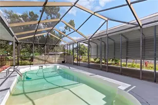 2315 E 148th Ave, Lutz, FL 33549 - Photo 11