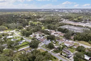 2315 E 148th Ave, Lutz, FL 33549 - Photo 37