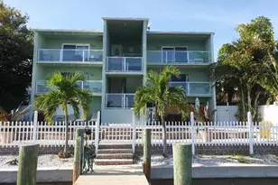 125 110th Ave, Treasure Island, FL 33706 - Photo 3