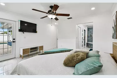 8708 Thornwood Lane, Tampa, FL 33615 - Photo 39