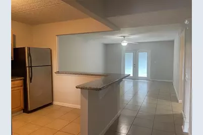 2812 Somerset Park Drive #102, Tampa, FL 33613 - Photo 5