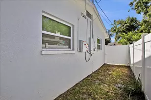 4733 W Iowa Ave, Tampa, FL 33616 - Photo 9