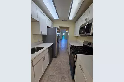 5940 30th Avenue S #106, Gulfport, FL 33707 - Photo 13