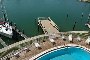 12500 Capri Cir N, Treasure Island, FL 33706 - Photo 37