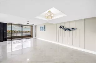 2775 Kipps Colony Dr S, Saint Petersburg, FL 33707 - Photo 11