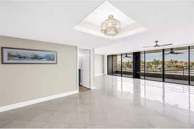 2775 Kipps Colony Drive S #204, Saint Petersburg, FL 33707 - Photo 11