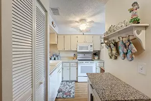 6433 Tina Dr, New Port Richey, FL 34653 - Photo 7