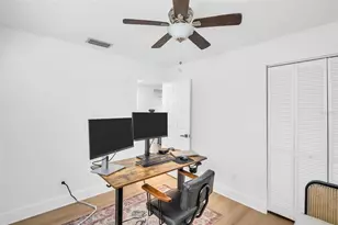 218 49th Ave N, Saint Petersburg, FL 33703 - Photo 31