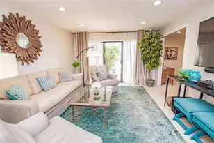 29130 Bay Hollow Dr, Wesley Chapel, FL 33543 - Photo 3