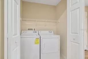 9141 Camden Gardens St, Orlando, FL 32827 - Photo 11