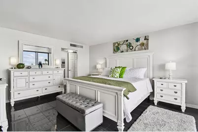 7600 Bayshore Drive #307, Treasure Island, FL 33706 - Photo 27