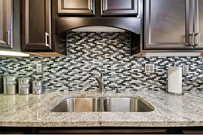 7600 Bayshore Drive #307, Treasure Island, FL 33706 - Photo 9