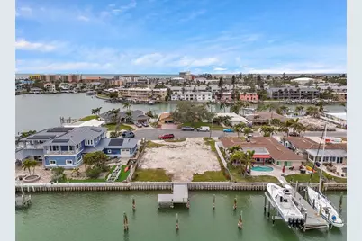 11655 4th Street E, Treasure Island, FL 33706 - Photo 13