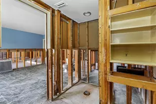 311 Island Way, Clearwater Beach, FL 33767 - Photo 21