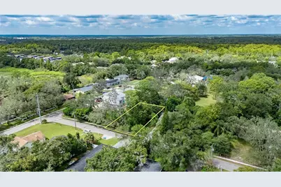 5204 E 131st Avenue, Temple Terrace, FL 33617 - Photo 9