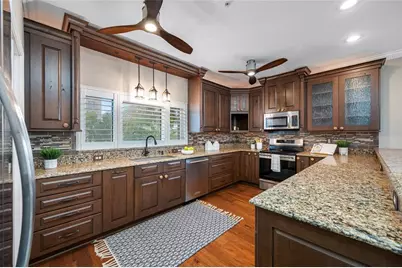 8575 Sunset Court, Treasure Island, FL 33706 - Photo 23