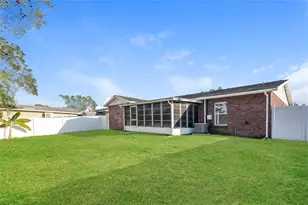 2216 Valleybrook Ave, Valrico, FL 33594 - Photo 15