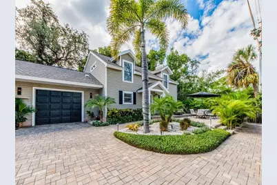 557 Florida Avenue, Palm Harbor, FL 34683 - Photo 1