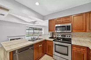 15026 Rocky Ledge Dr, Tampa, FL 33625 - Photo 13