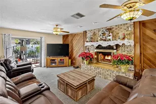 508 Sovereign Ct, Tampa, FL 33613 - Photo 15