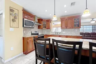 11210 102nd Terrace, Seminole, FL 33778 - Photo 11