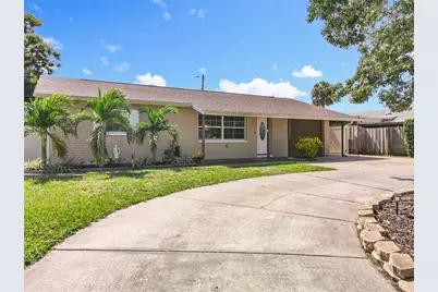 11210 102nd Terrace, Seminole, FL 33778 - Photo 1