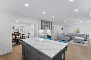 7100 Park St S, Saint Petersburg, FL 33707 - Photo 11