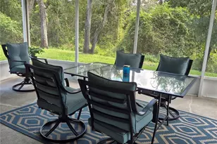 10717 Ashford Oaks Dr, Tampa, FL 33625 - Photo 7