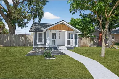 2725 14th Avenue S, Saint Petersburg, FL 33712 - Photo 3